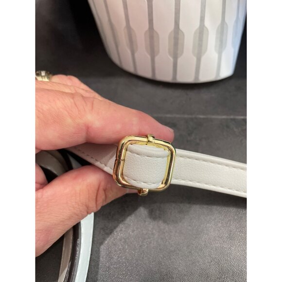 Juicy Couture Womens White gold accents hand crossbody bag SKU 8557 - Picture 11 of 16